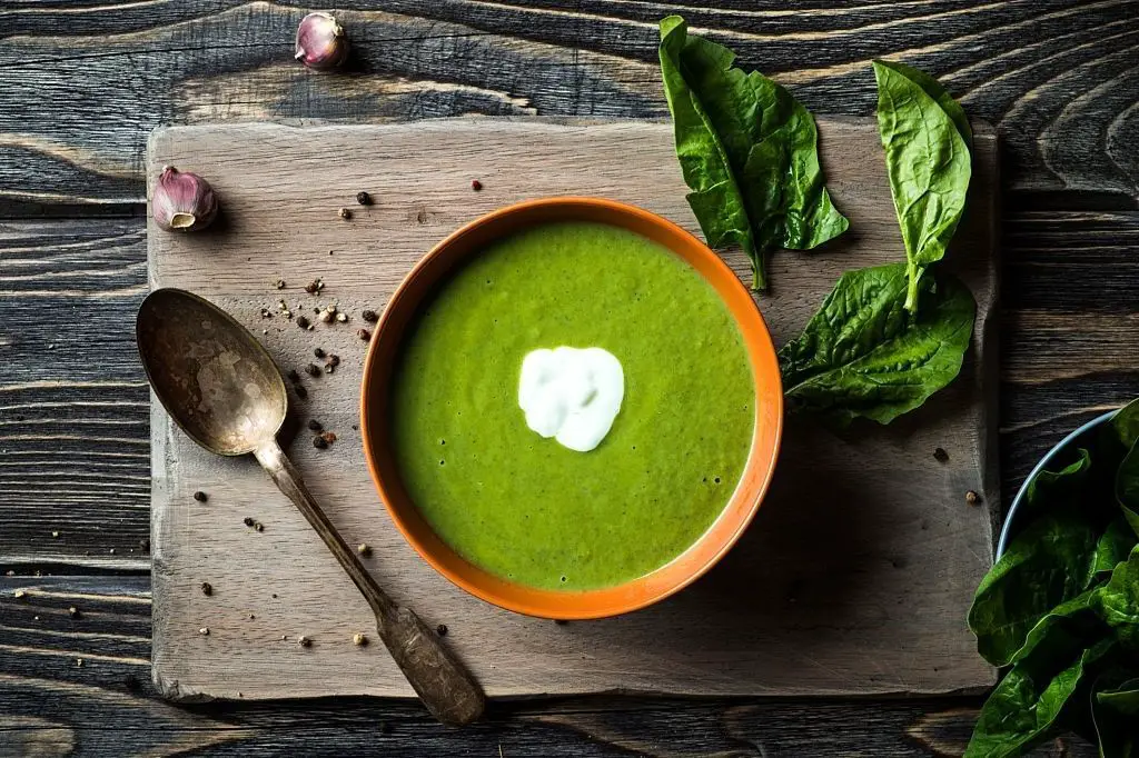 Sopa verde para fortalecer el sistema inmune