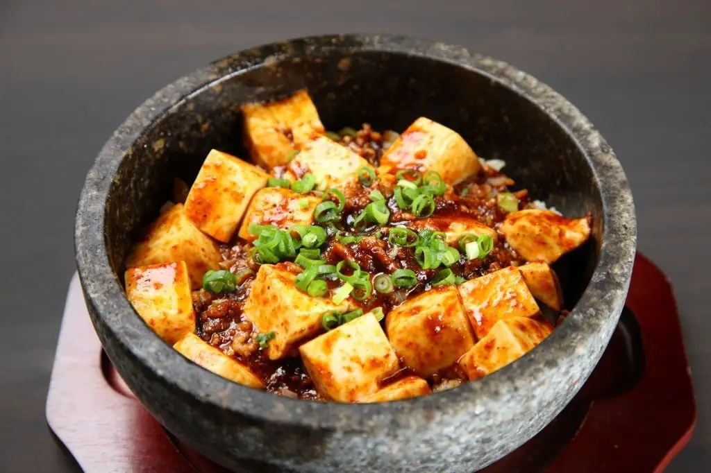 Tofu en salsa picante