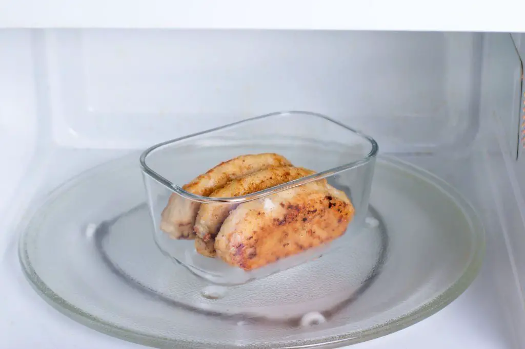 Qué alimentos se pueden cocinar en tus recetas al microondas