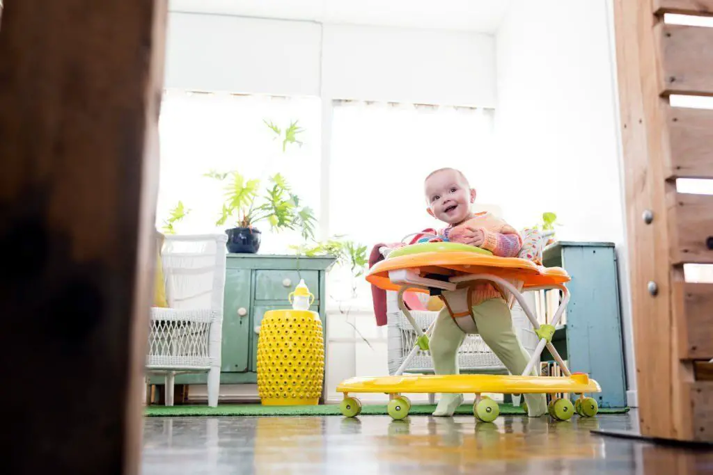 Muchos expertos coindicen en que el uso de taca taca resulta perjudicial para los bebés