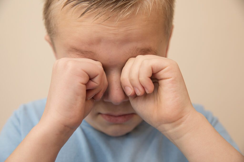 Síntomas de problemas de visión en niños