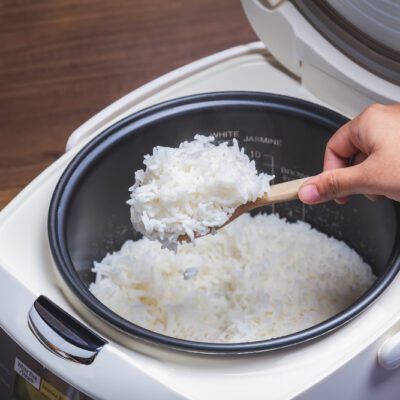Cómo hacer arroz en la arrocera