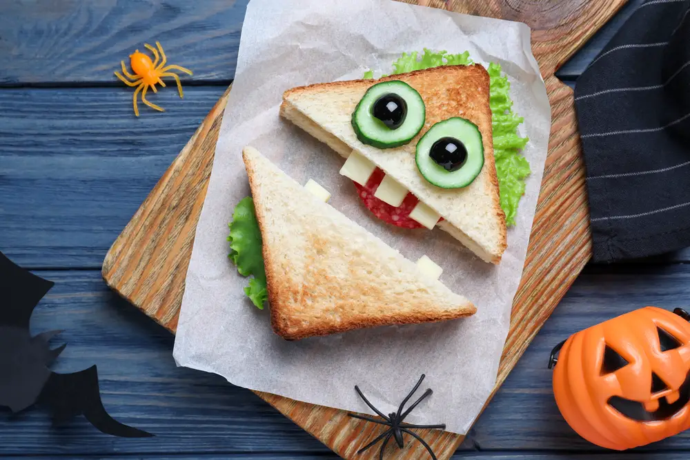 Sandwich monstruoso Halloween